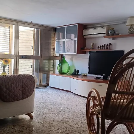 Mi Casa Es Tu Casa *