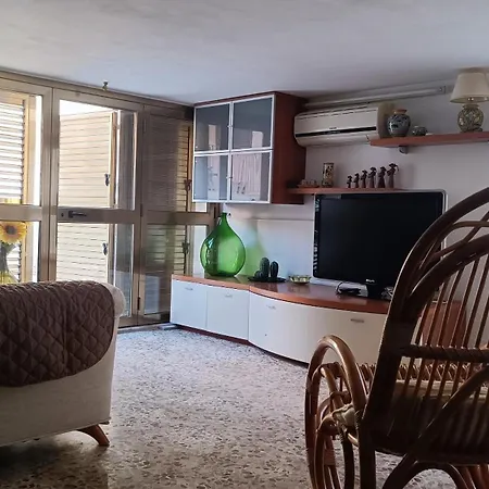 펜션 Mi Casa Es Tu Casa 돈나루카타