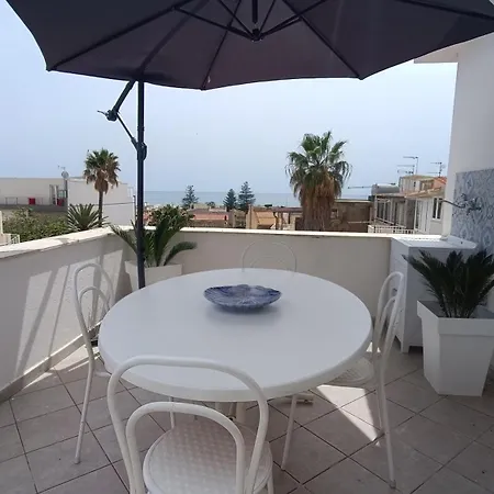 Mi Casa Es Tu Casa * Donnalucata (Sicily)