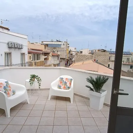 Mi Casa Es Tu Casa * Donnalucata (Sicily)