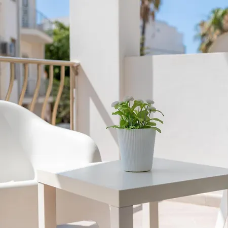 Mi Casa Es Tu Casa *