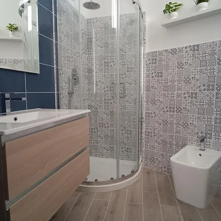 펜션 Mi Casa Es Tu Casa 돈나루카타