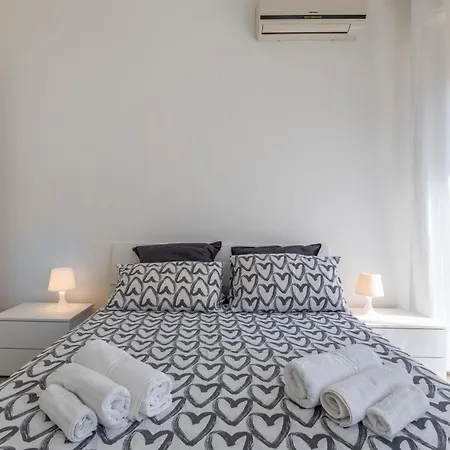 Mi Casa Es Tu Casa * Donnalucata (Sicily)